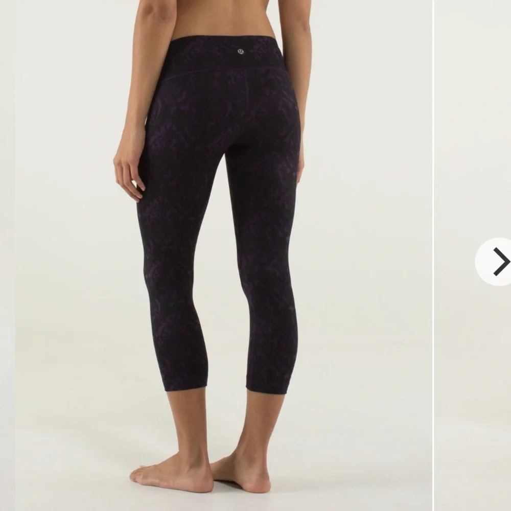 Lululemon Wunder Under Cropped Leggings Beautiful Baroque Deep Zinfandel Size 6