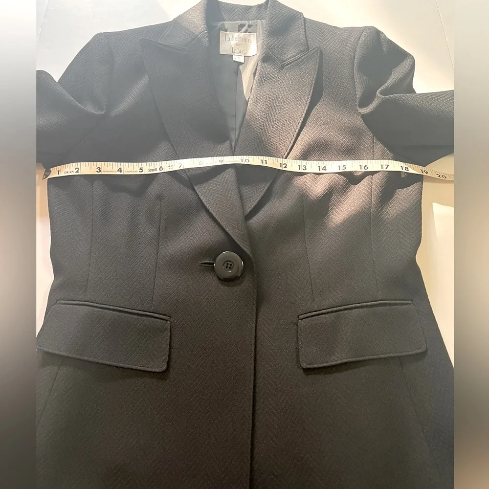 Le Suit dark black
