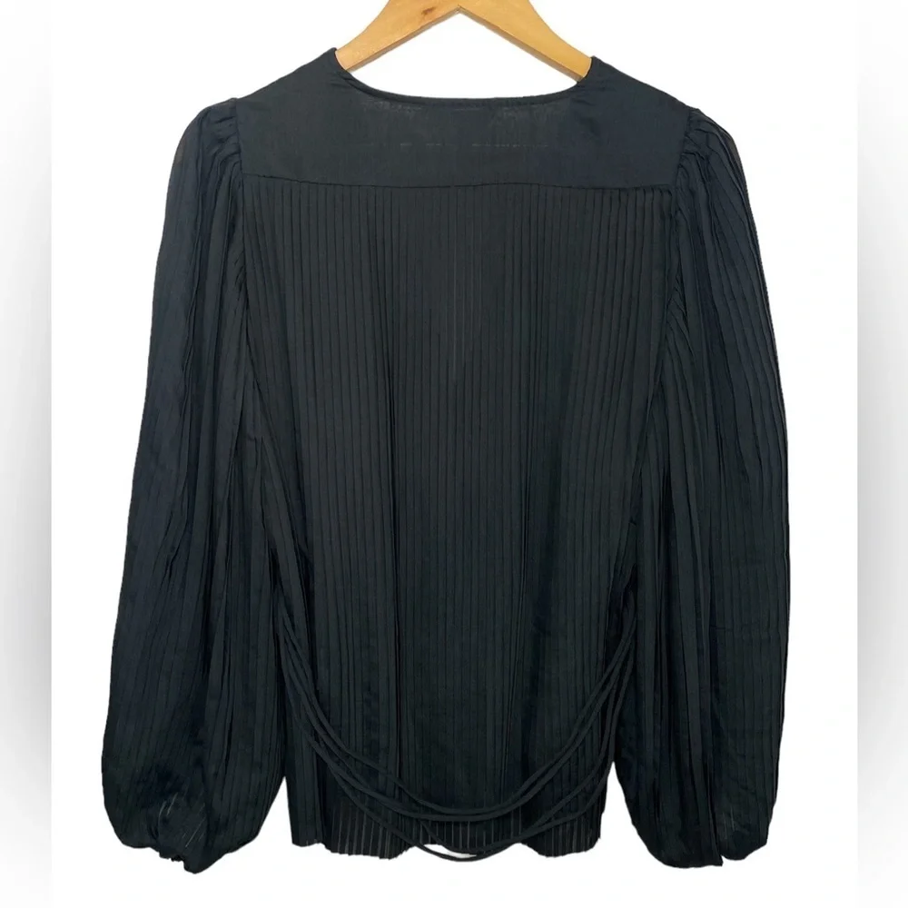 Banana Republic empire look lining