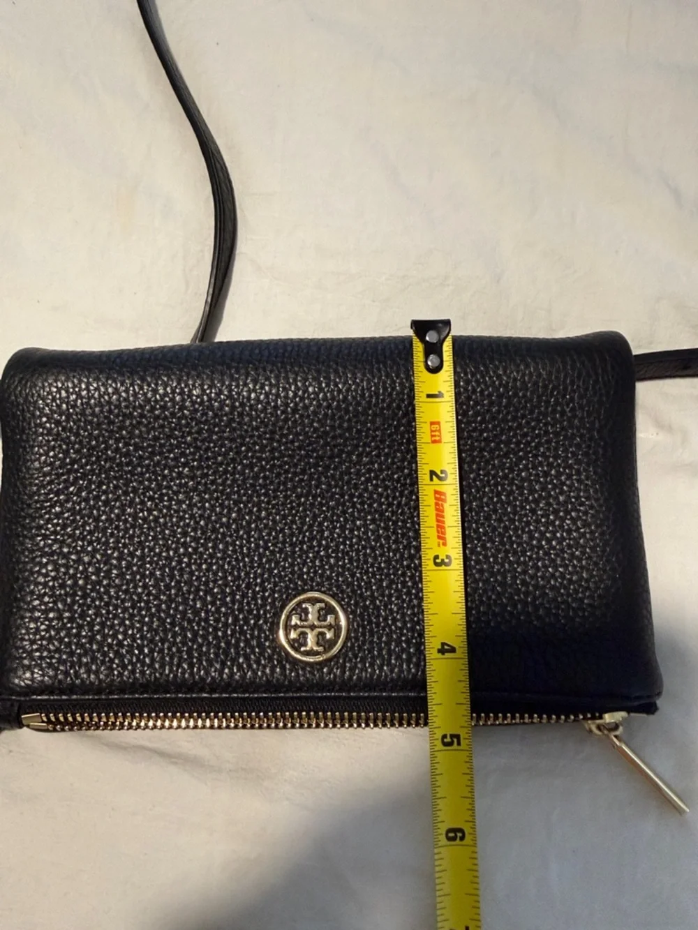 Tory Burch compact pebbled