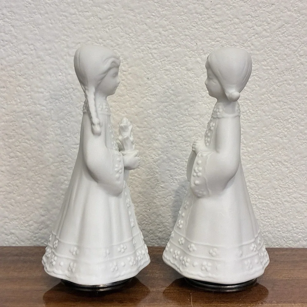 Aesop clasped designs gently