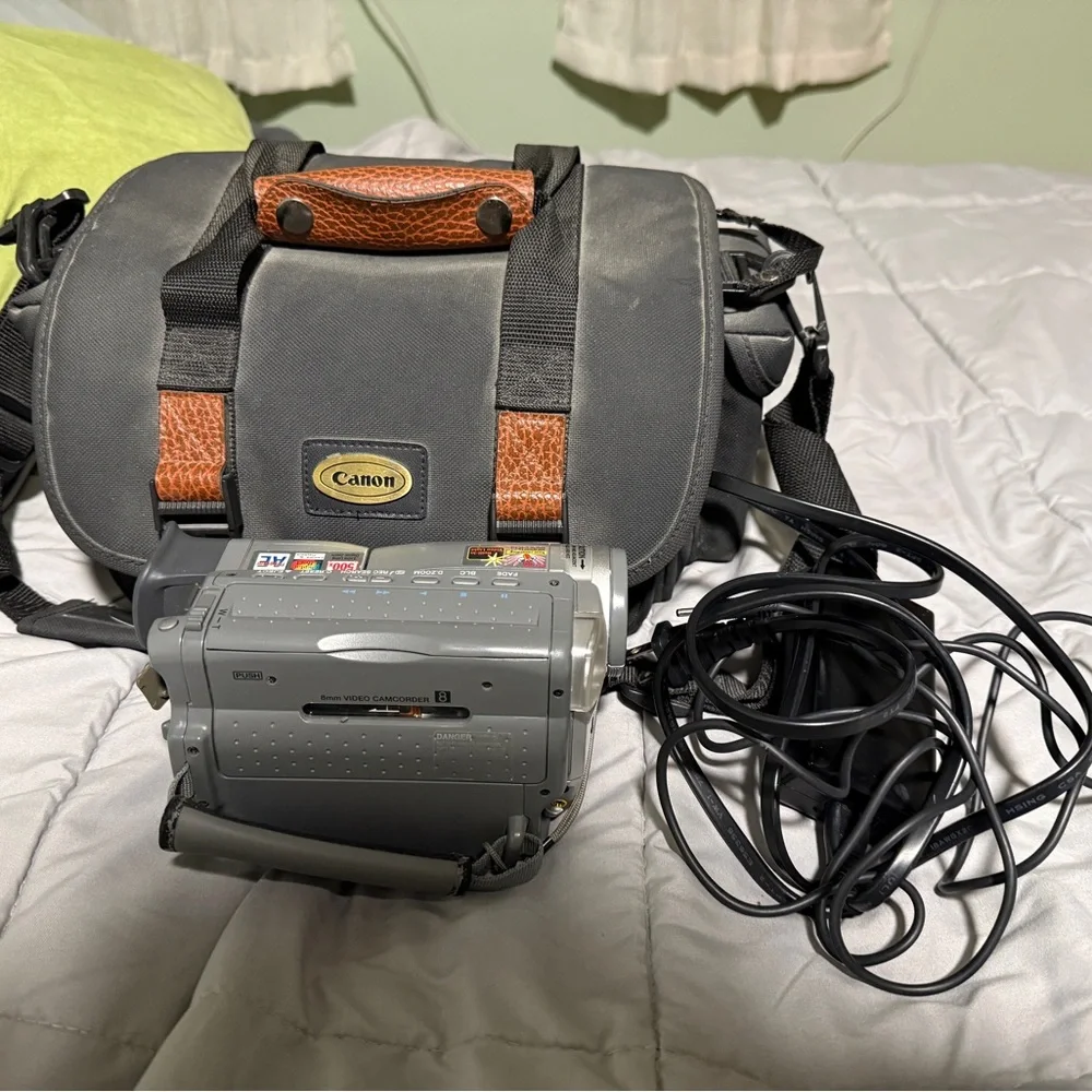 Canon hand strap