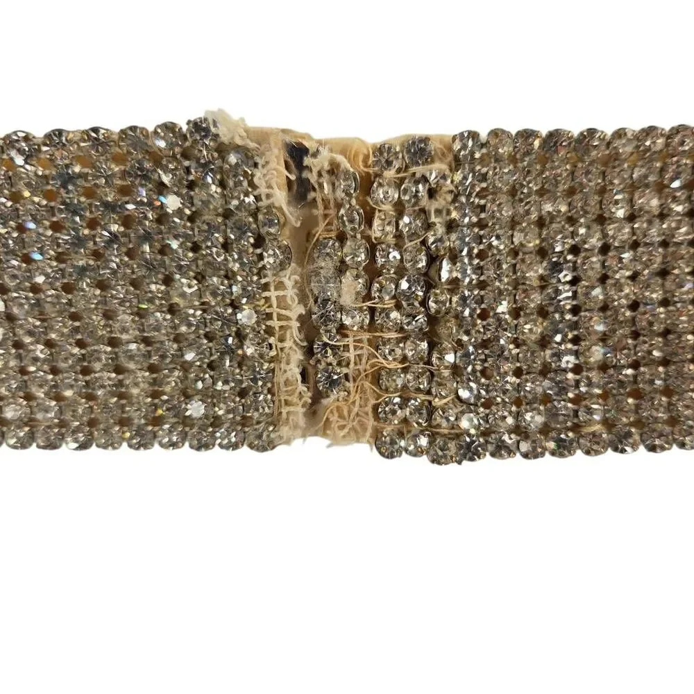 Vintage striking rhinestone