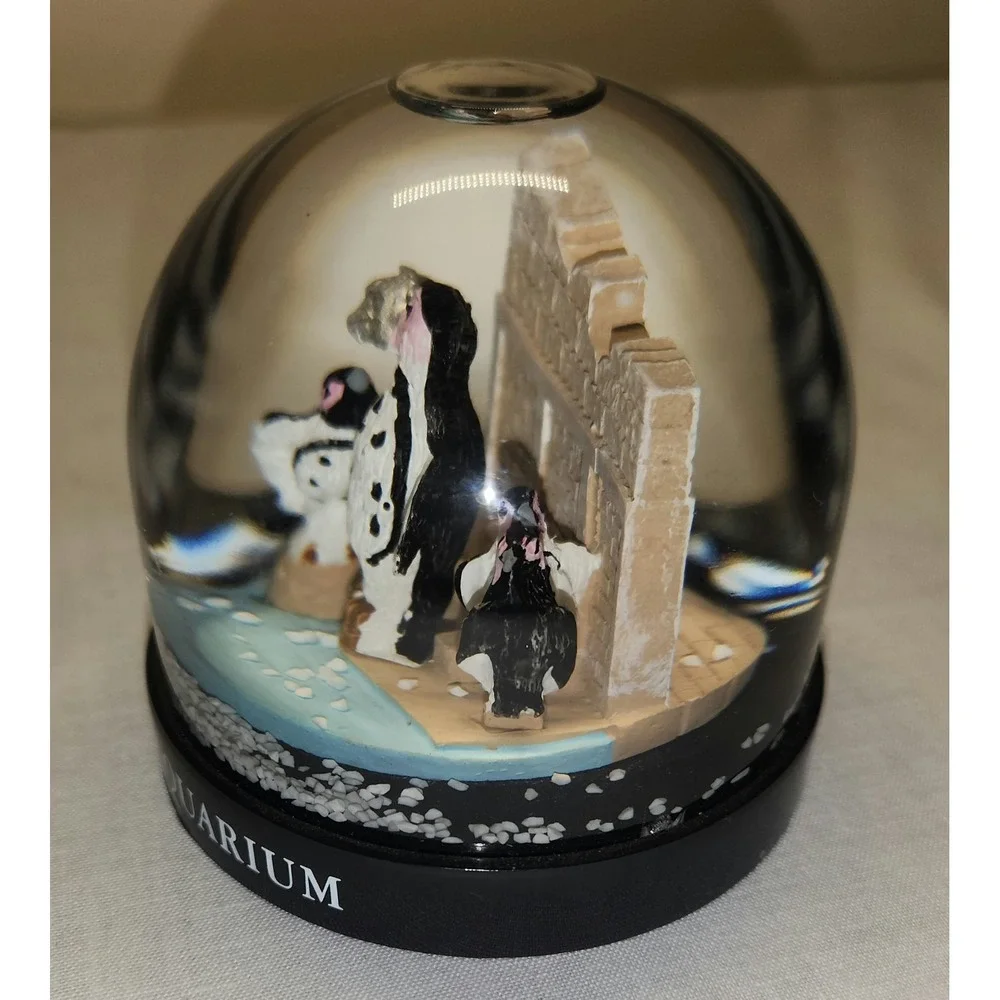 Mini Snow Globe Penquins Long‎ Island Aquarium