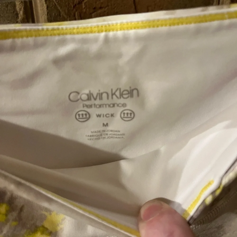Calvin Klein Performance Wick Biking Shorts and Athleta Sports Size Medium Gift