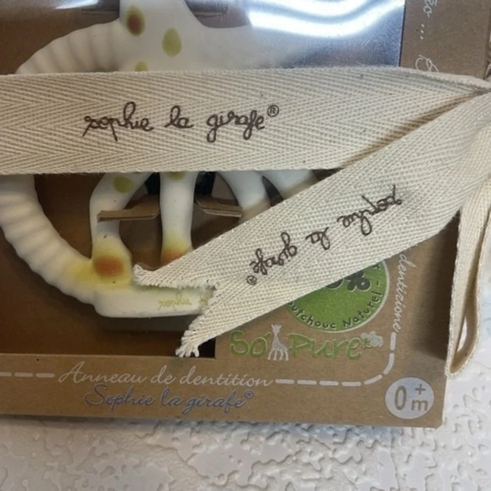 Sophie la Girafe new box