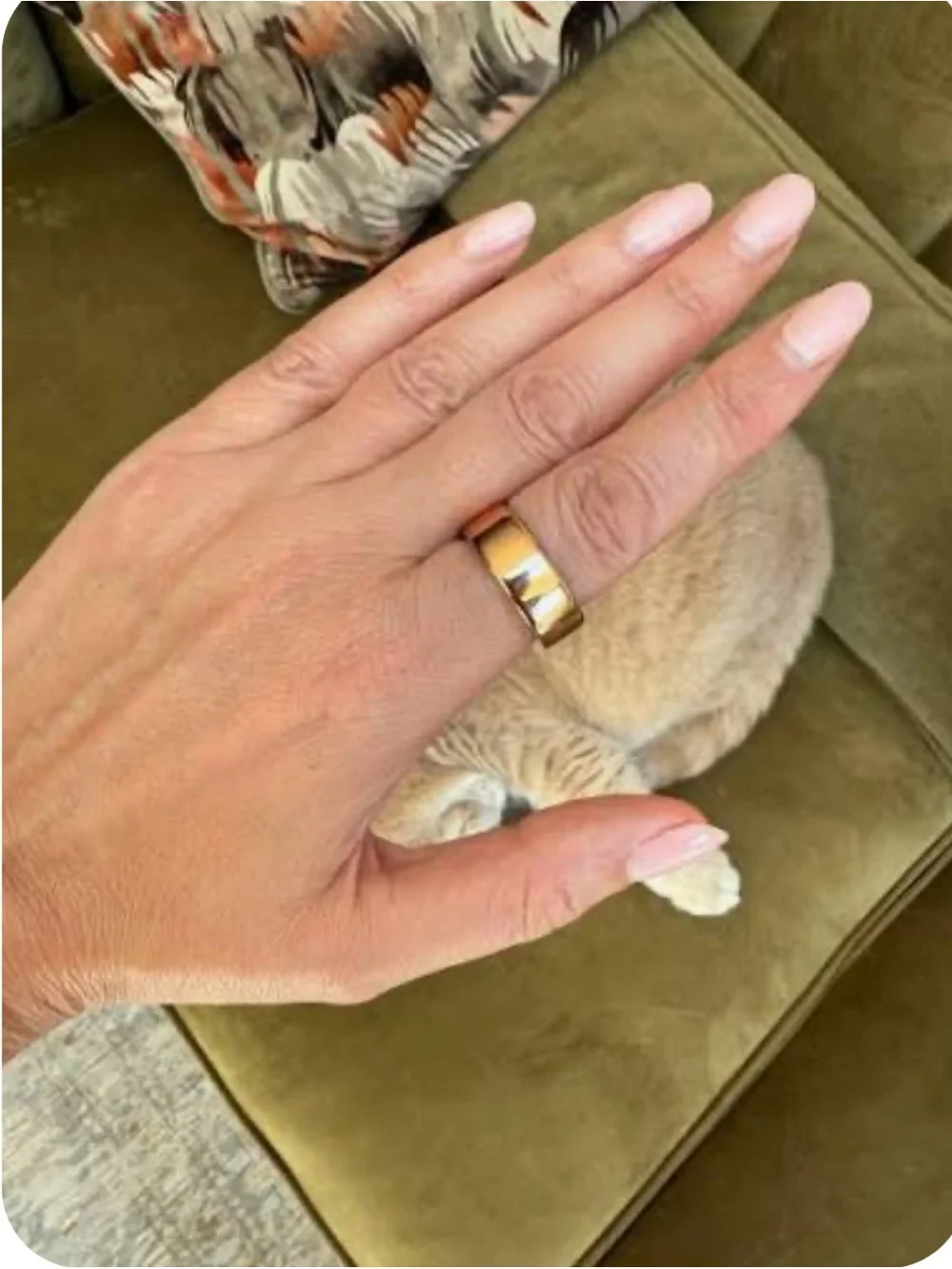 Oura Horizon Gold Smart Ring - Gold Finish Size 8