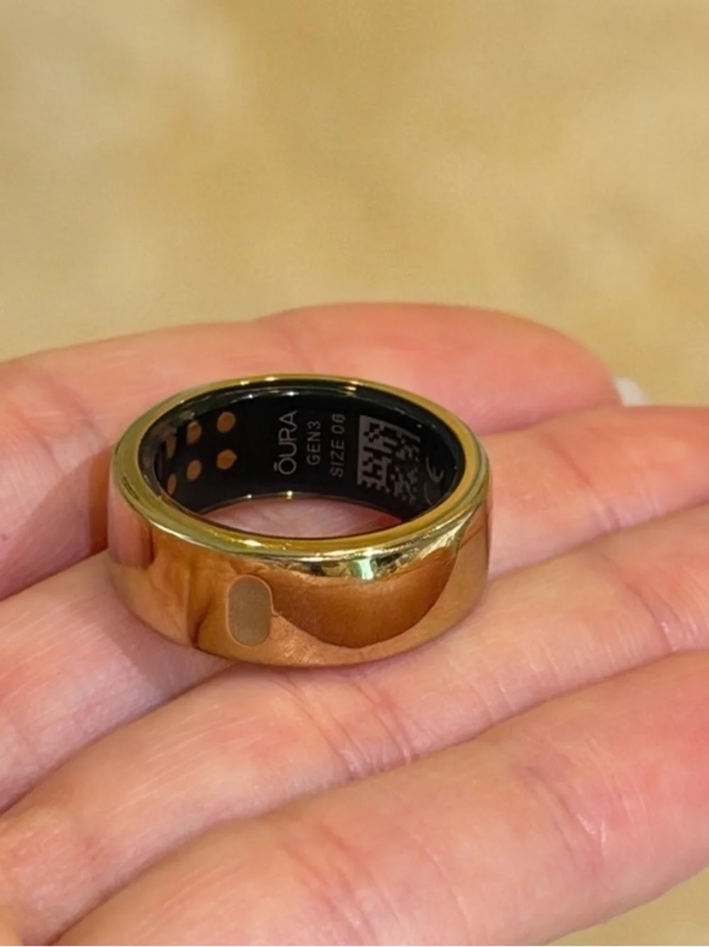 Oura Horizon Gold Smart Ring - Gold Finish Size 8