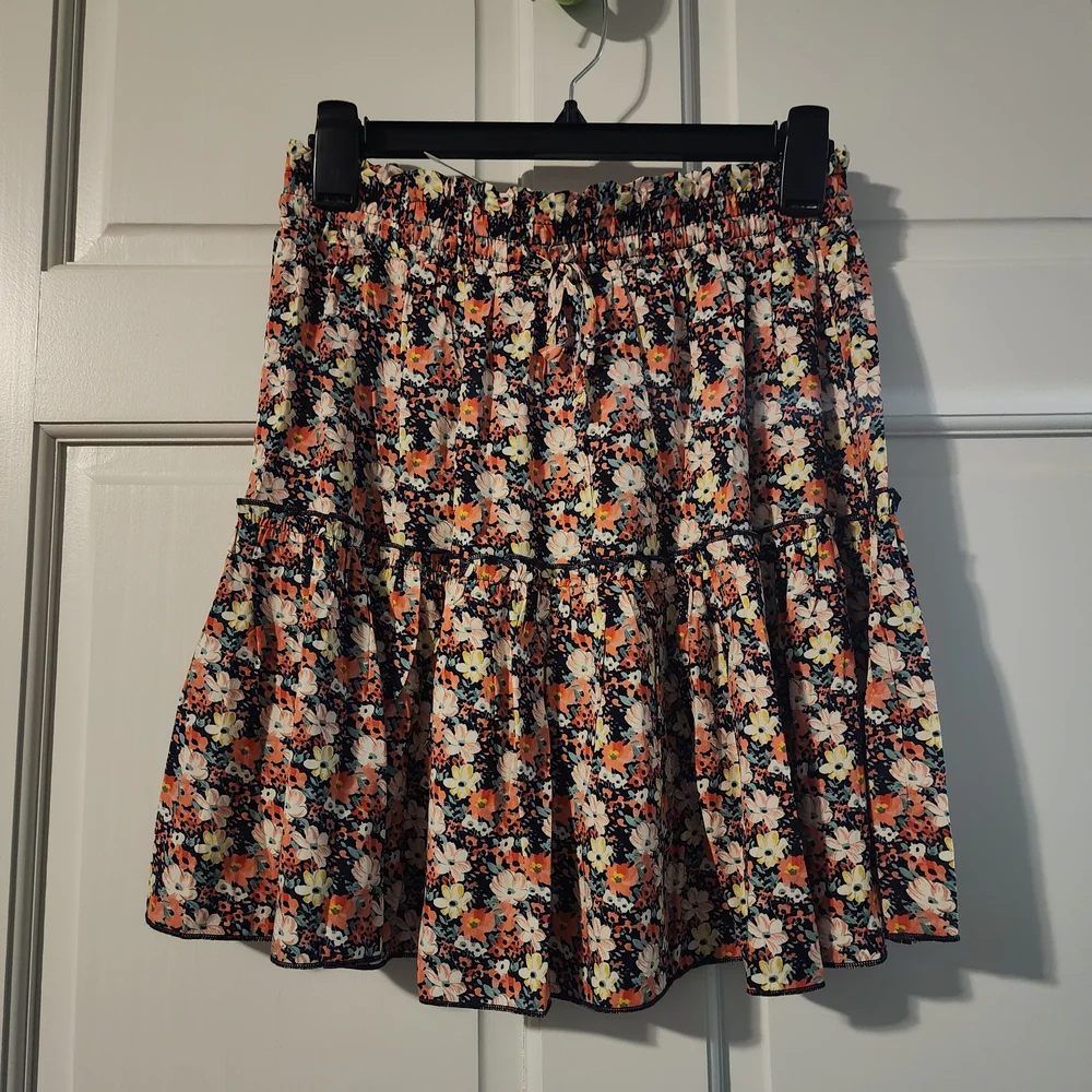 Alelly floral mini