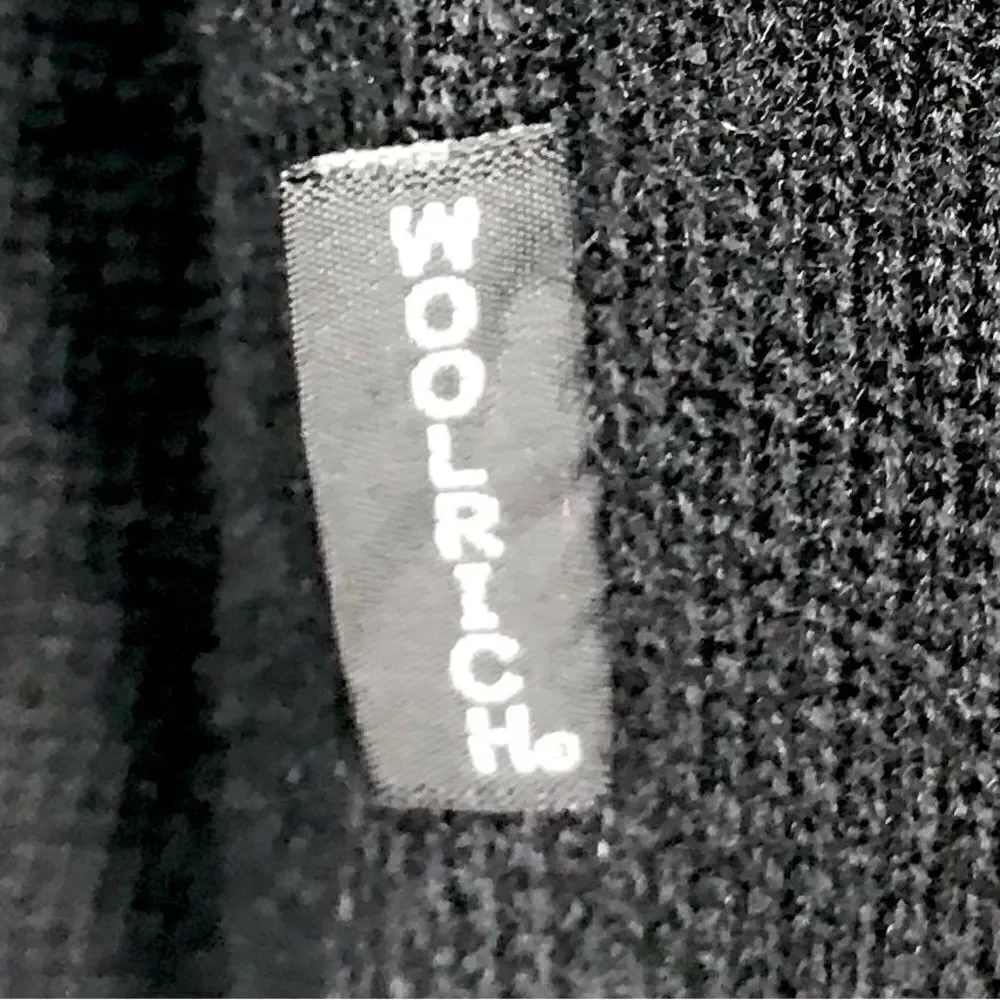 Woolrich black knit