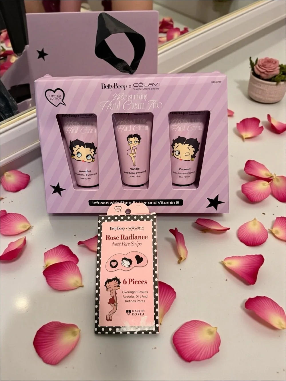💕 Betty Boop Hand Cream Trio & Nose Strips Set