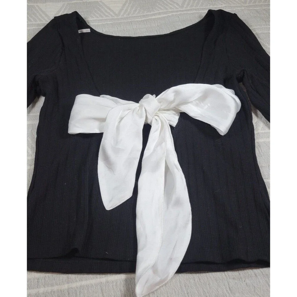 Free People Black Ribbed Knit Top with White Satin Bow — Size L‎