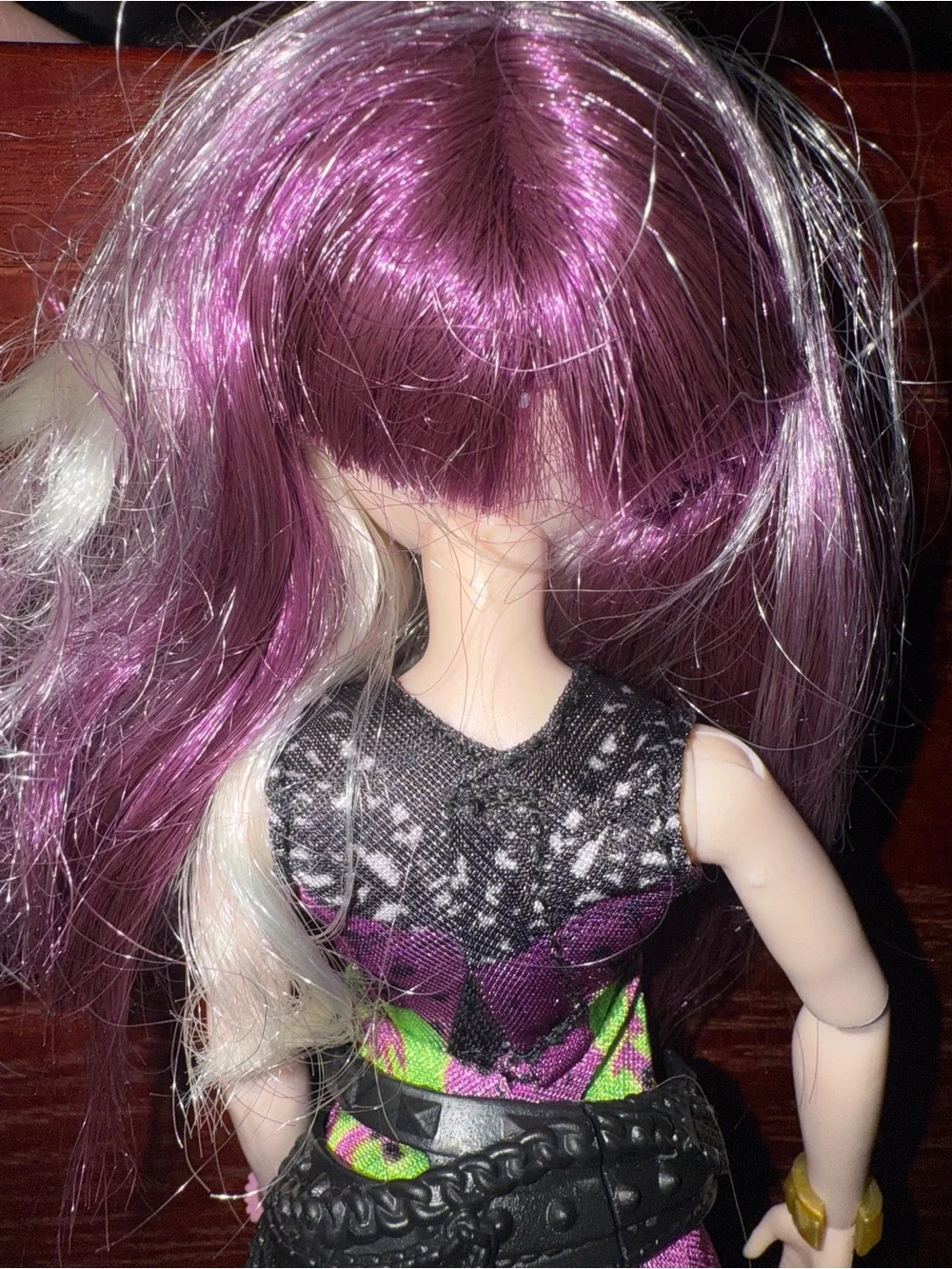 Descendants 2 Mal Fashion Doll Hasbro Blonde and Purple Hair