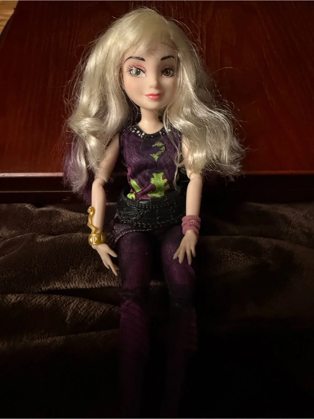Descendants 2 Mal Fashion Doll Hasbro Blonde and Purple Hair