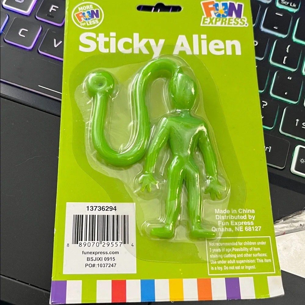 Vinyl Sticky Alien - GREEN