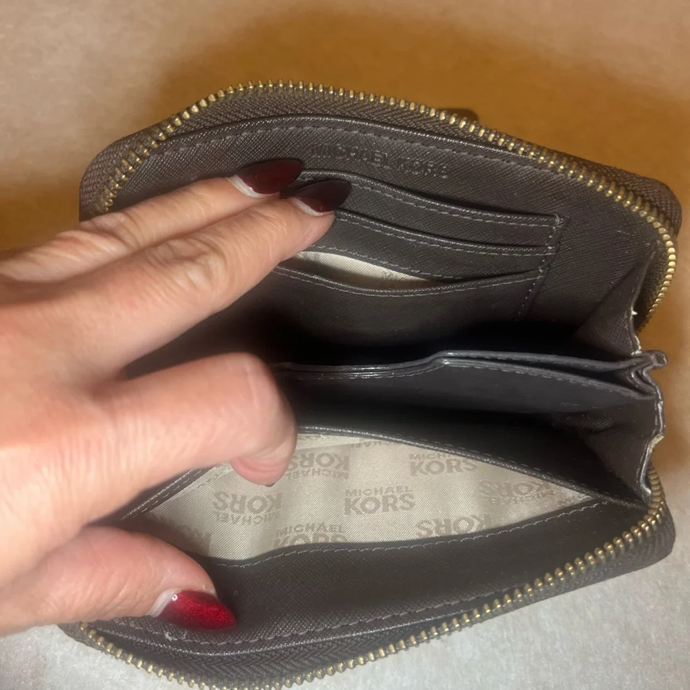 Michael Kors elegant wristlet