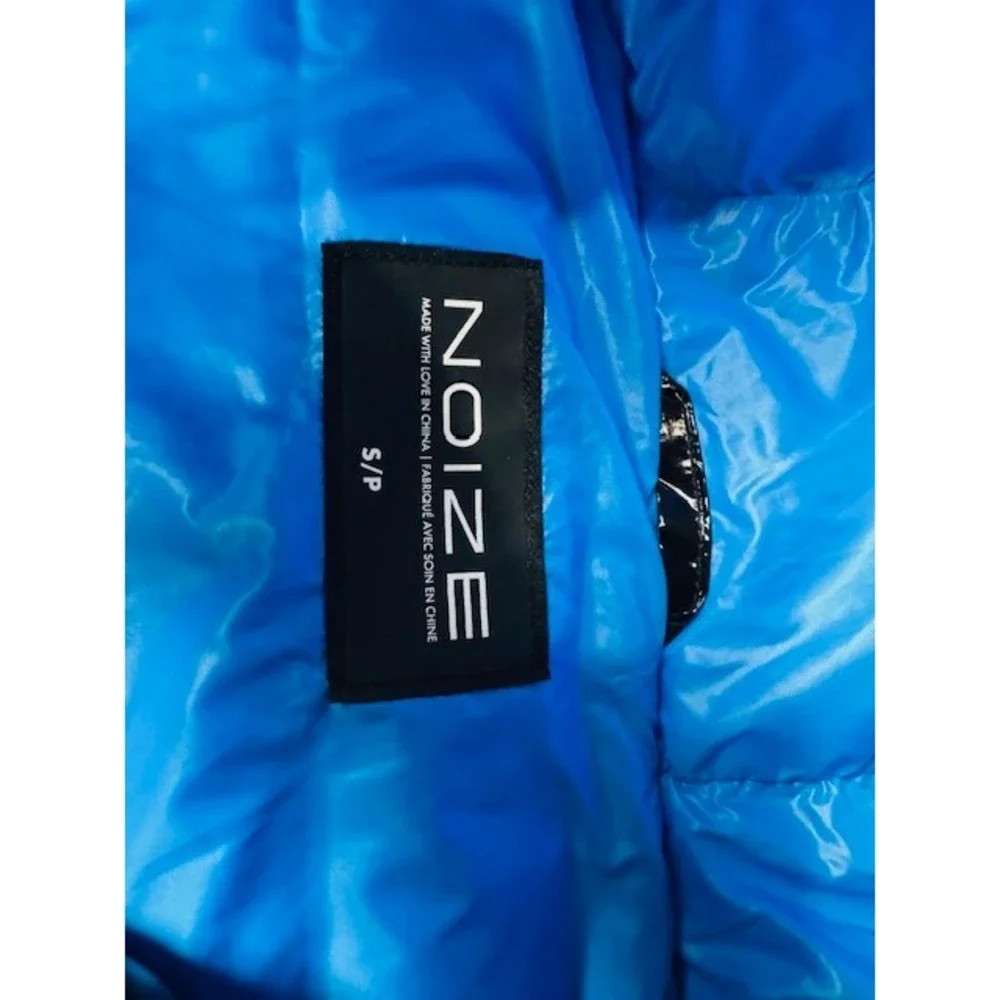 NWT Noize Mens Small Glossy Black Puffer Vest‎ Hooded Blue Lining New With Tags