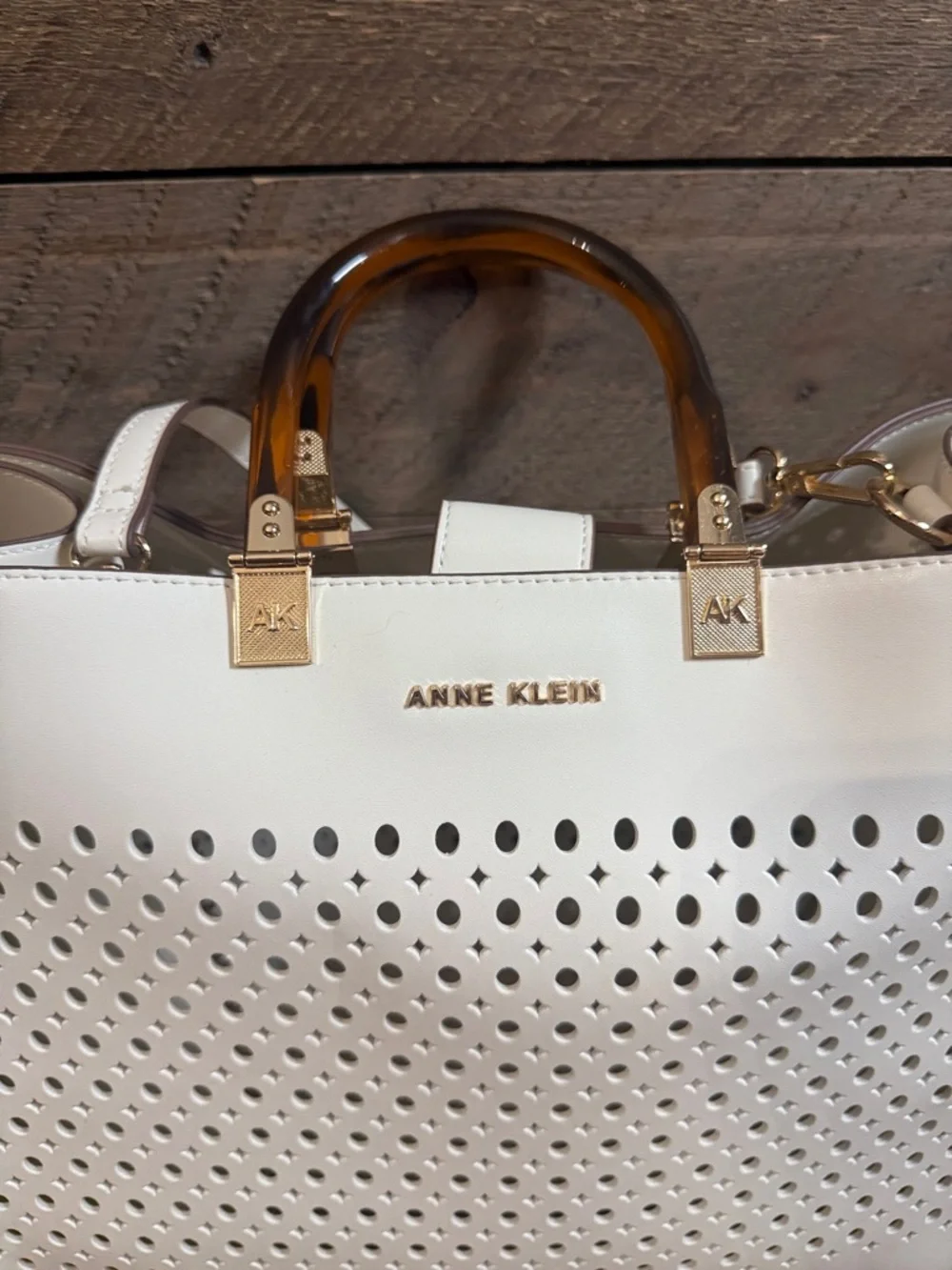 brand anne