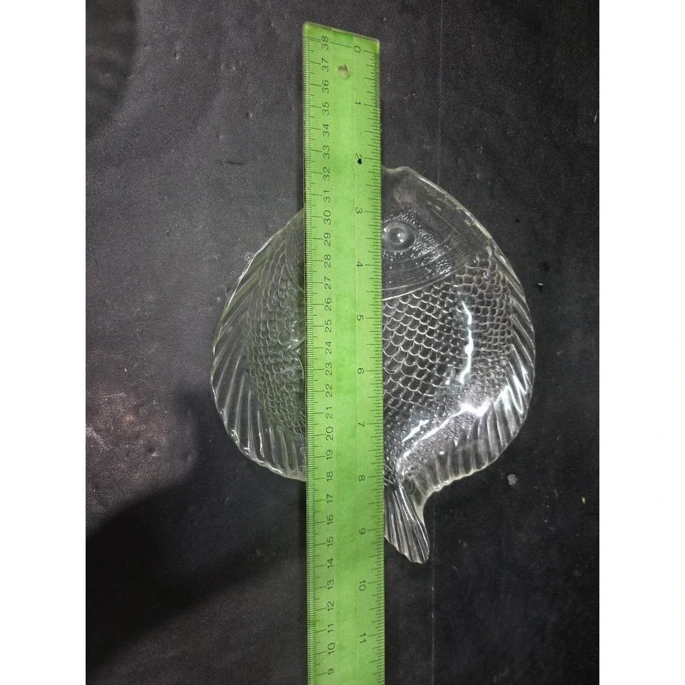 Arcoroc Clear Fish Salad Plates,‎ Set of 2, Embossed Pressed Glass, Tableware