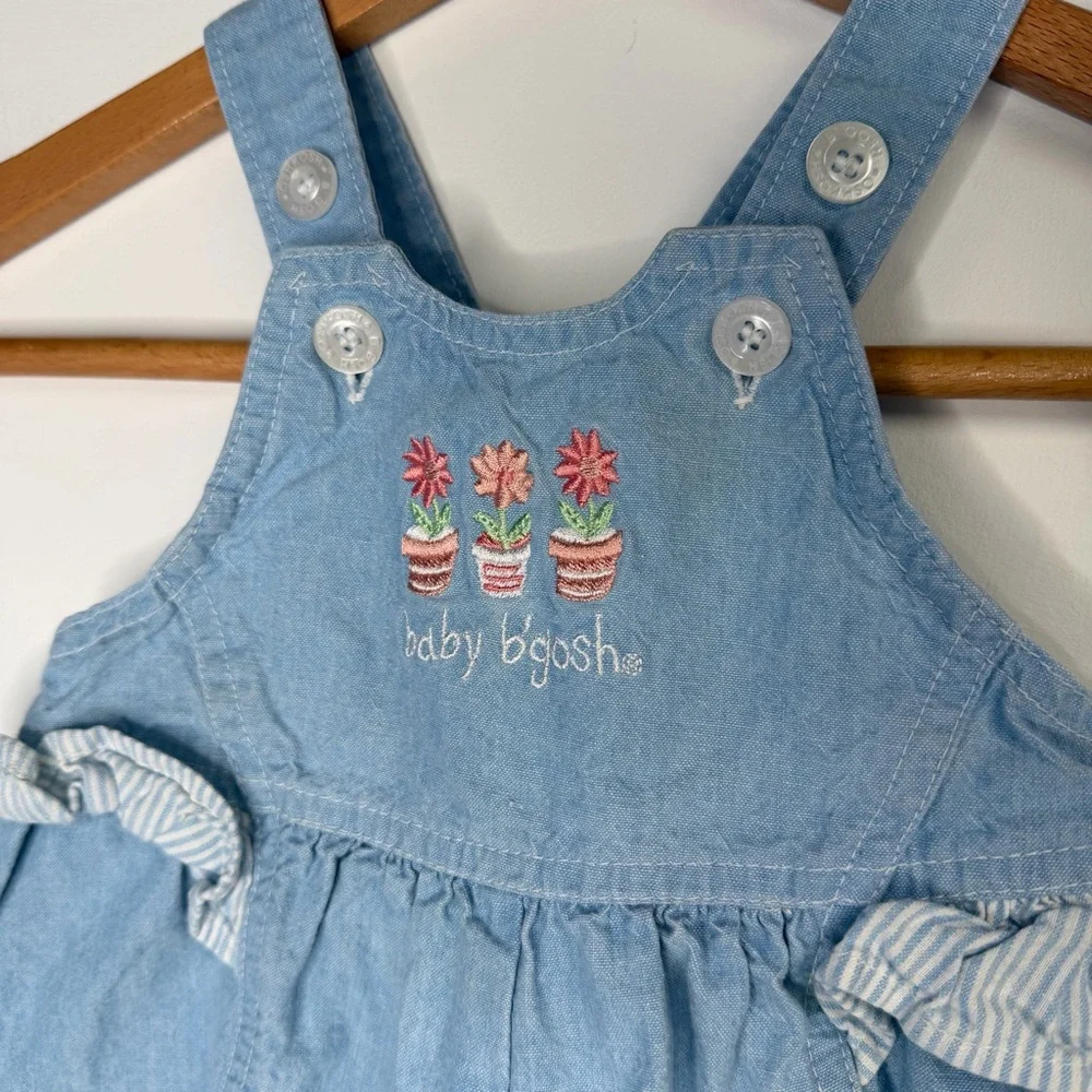 Vintage 90’s OshKosh B'gosh Light Blue Baby Flower‎ Pots Overalls 6-9 Months