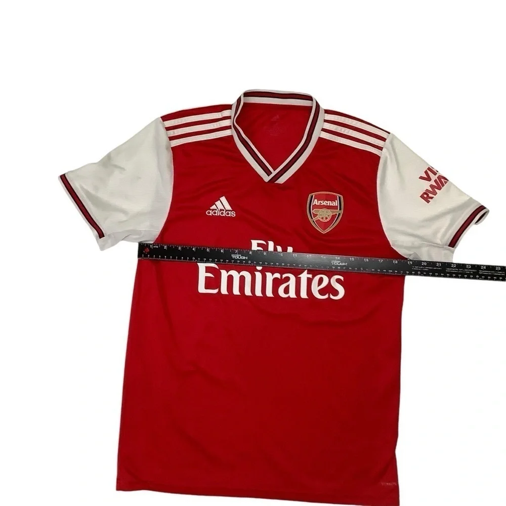 adidas back approximate