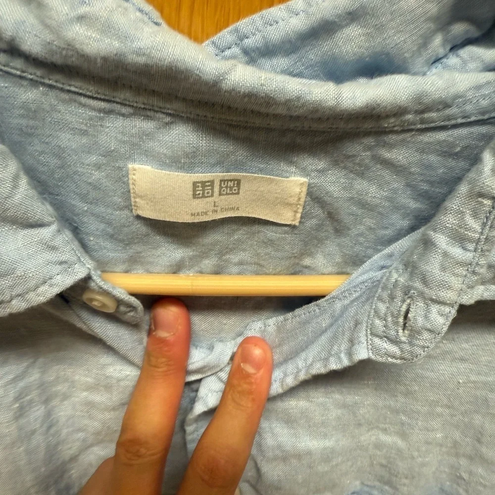 UNIQLO 100% Linen Light Blue Button Down Long Sleeve Shirt W/Front Pocket Sz L