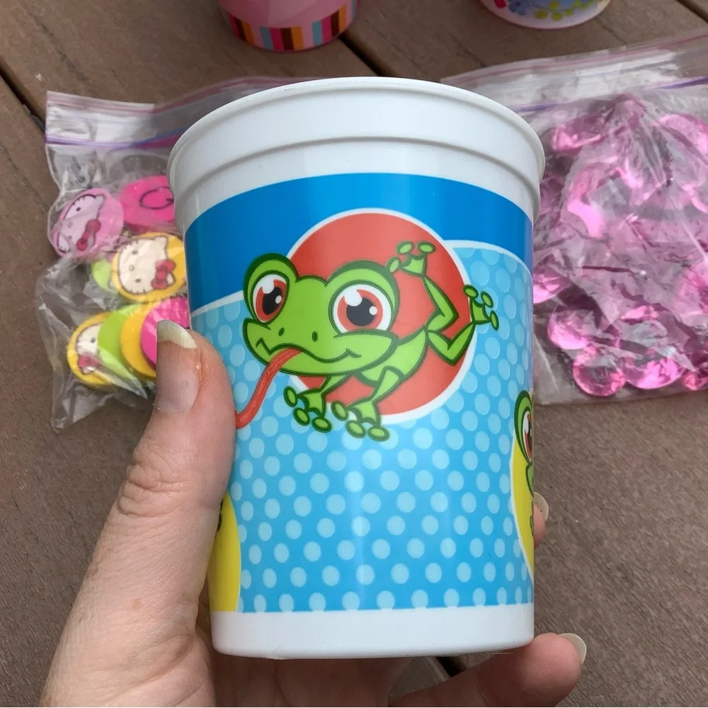 Hello Kitty includes character