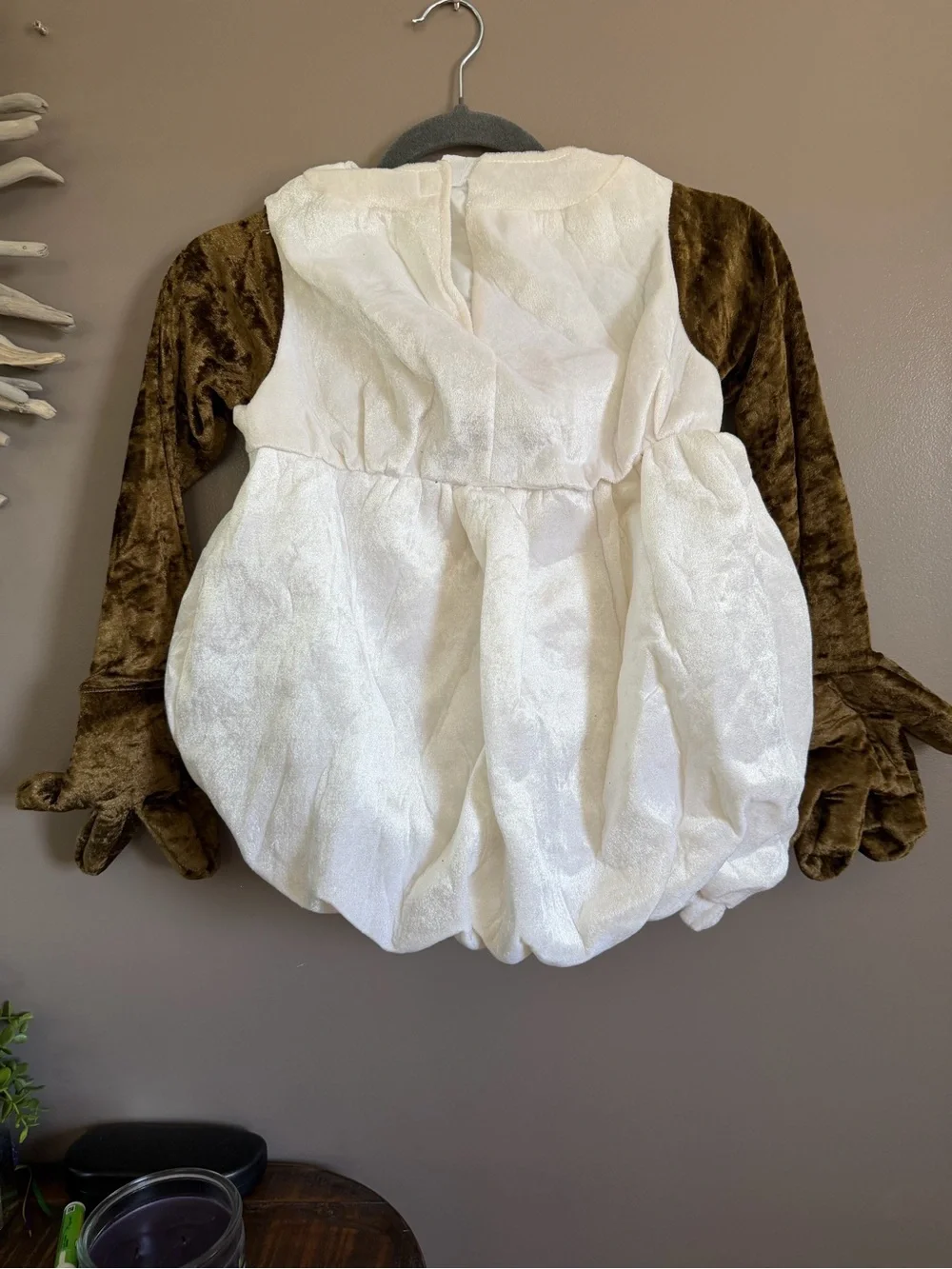 Disney small excellent costume