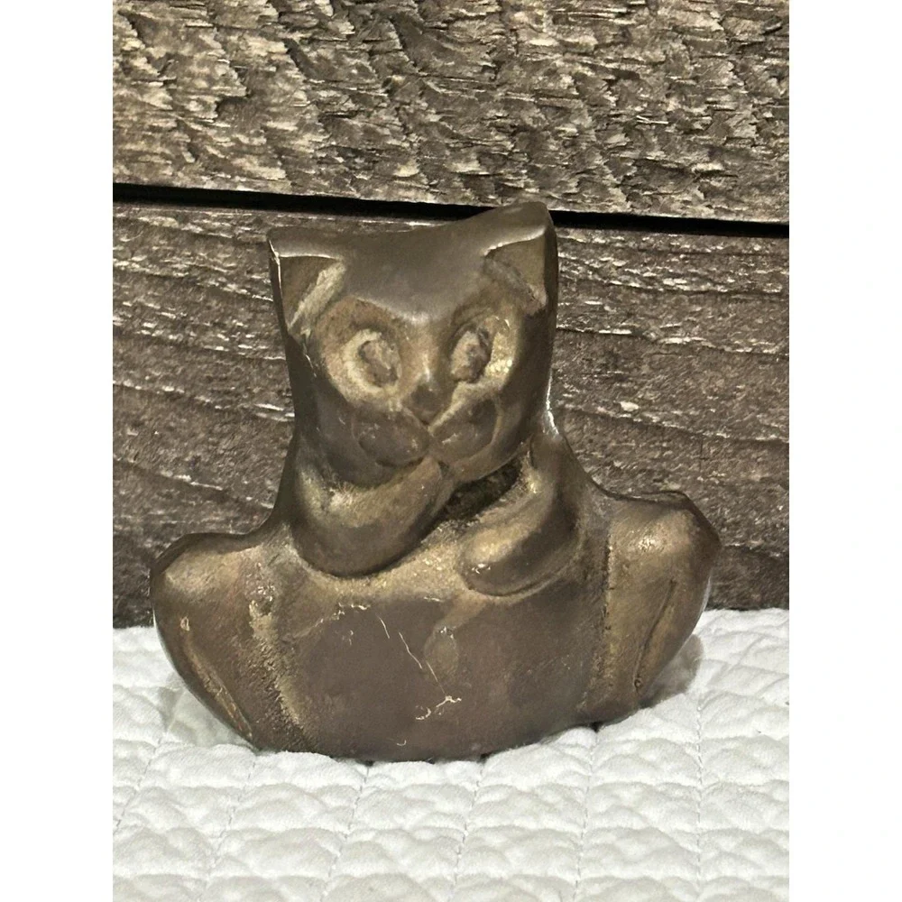VINTAGE Brass Tone Cast Metal‎ Cat Statue Figure Figurine Kitty Animal