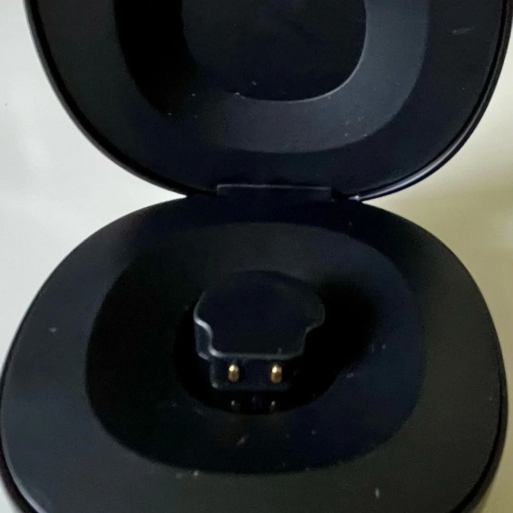 RingConn Smart Ring in Black and Silver — Sleek Health Wearable