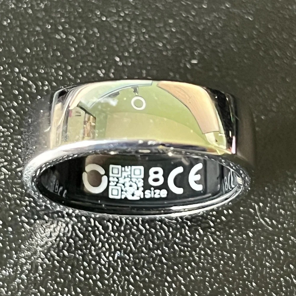 RingConn Smart Ring in Black and Silver — Sleek Health Wearable