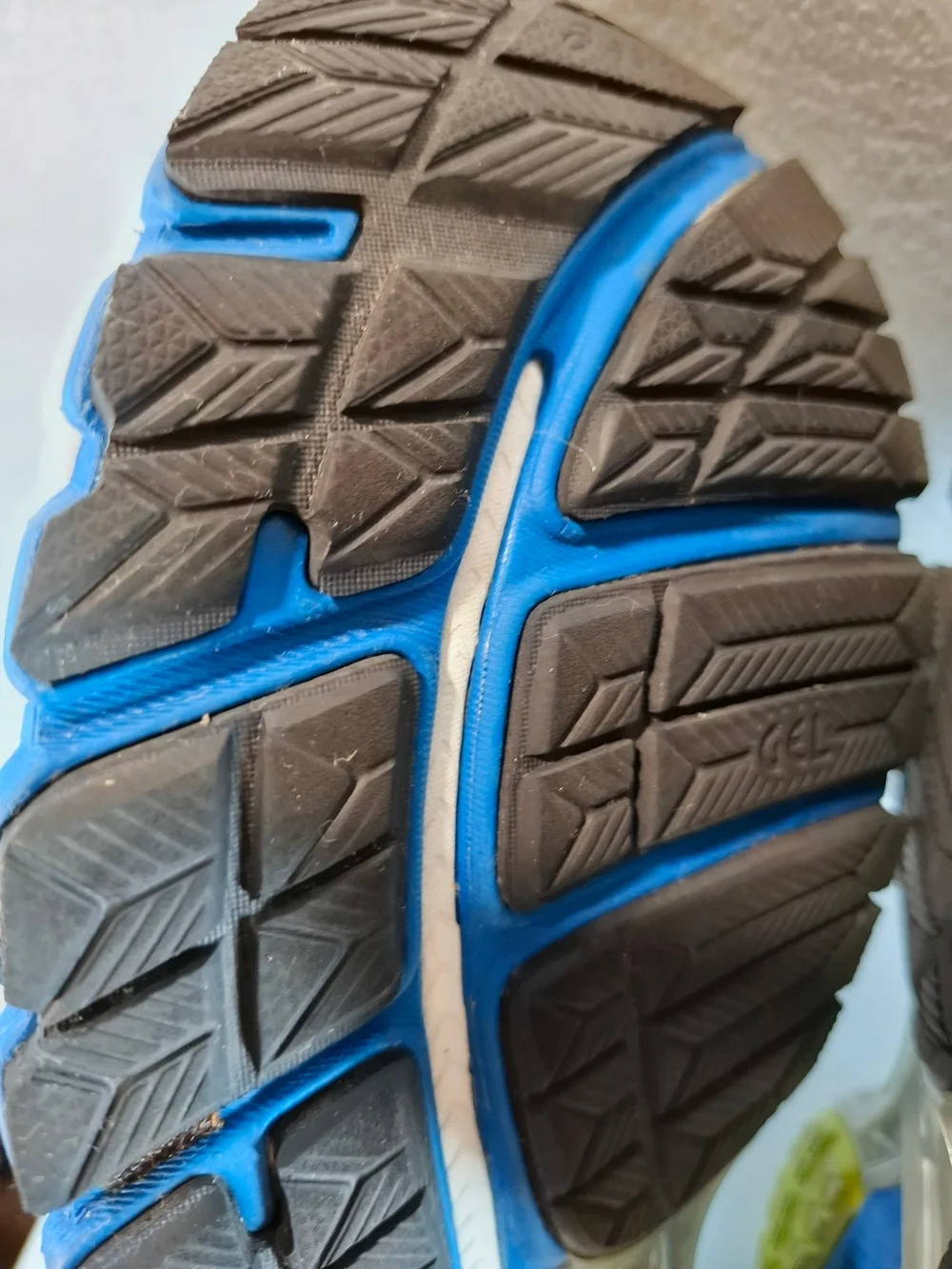 ASICS T3N2N Kayano Men's Running Shoes - Size 11.5