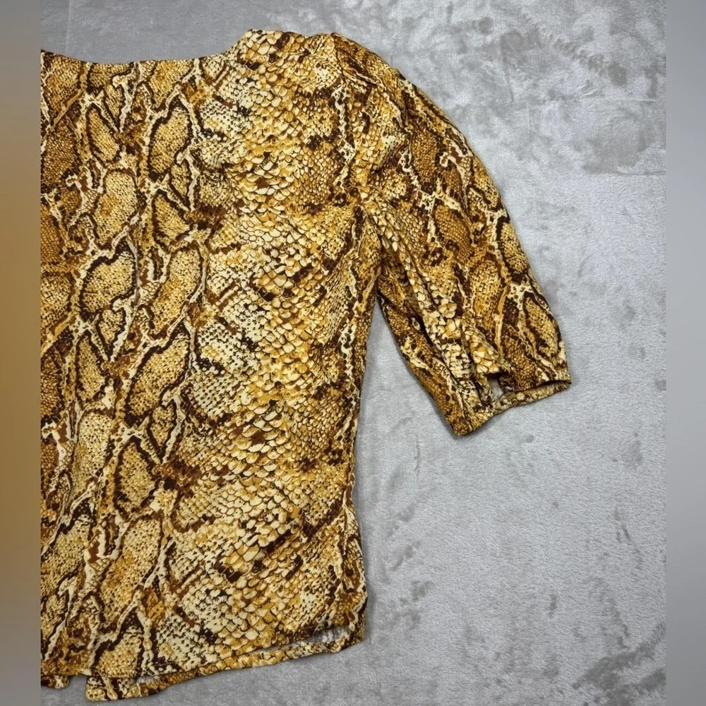Reformation Eliana Boa Snakeskin Animal Print V Neck Button Front Blouse Small
