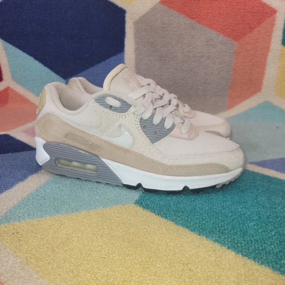 Nike Air Max 90 Premium Hemp Sanddrift Particle Grey Size 6