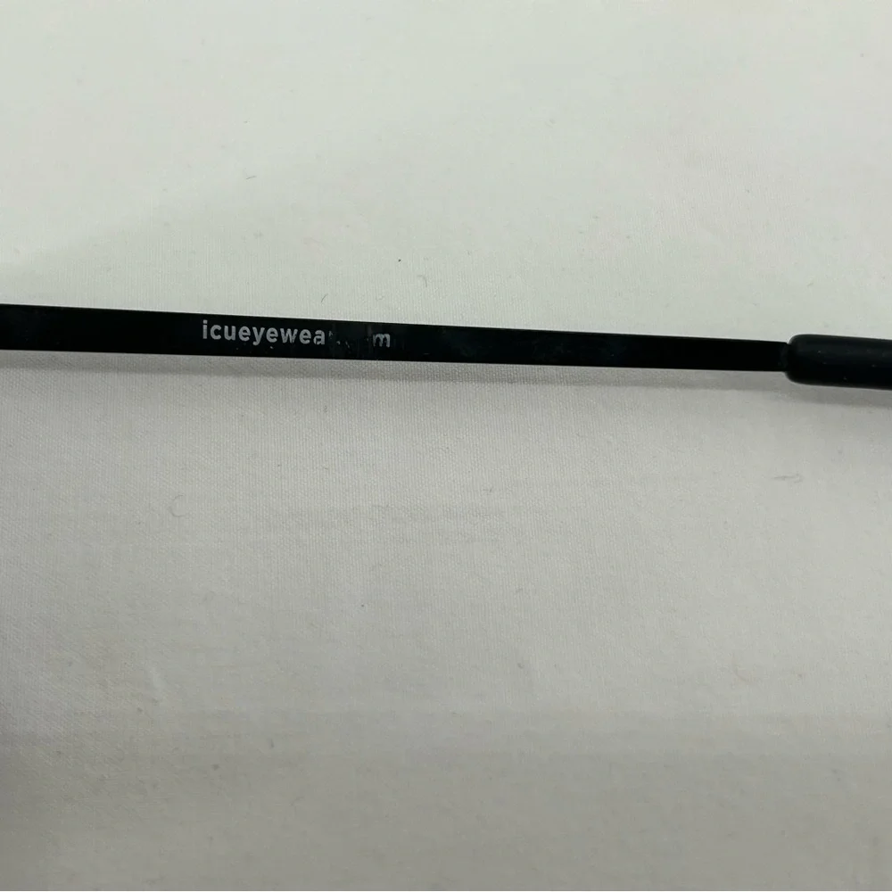 ICUEYEWEAR sleek minimalist