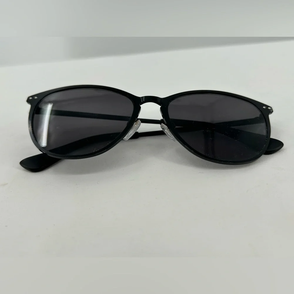 ICUEYEWEAR smooth structured shade