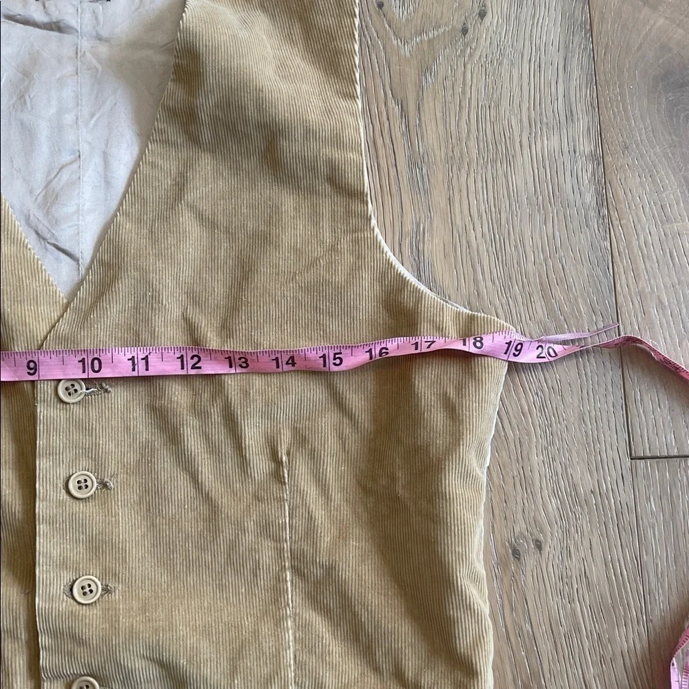 Levis beige corduroy texture
