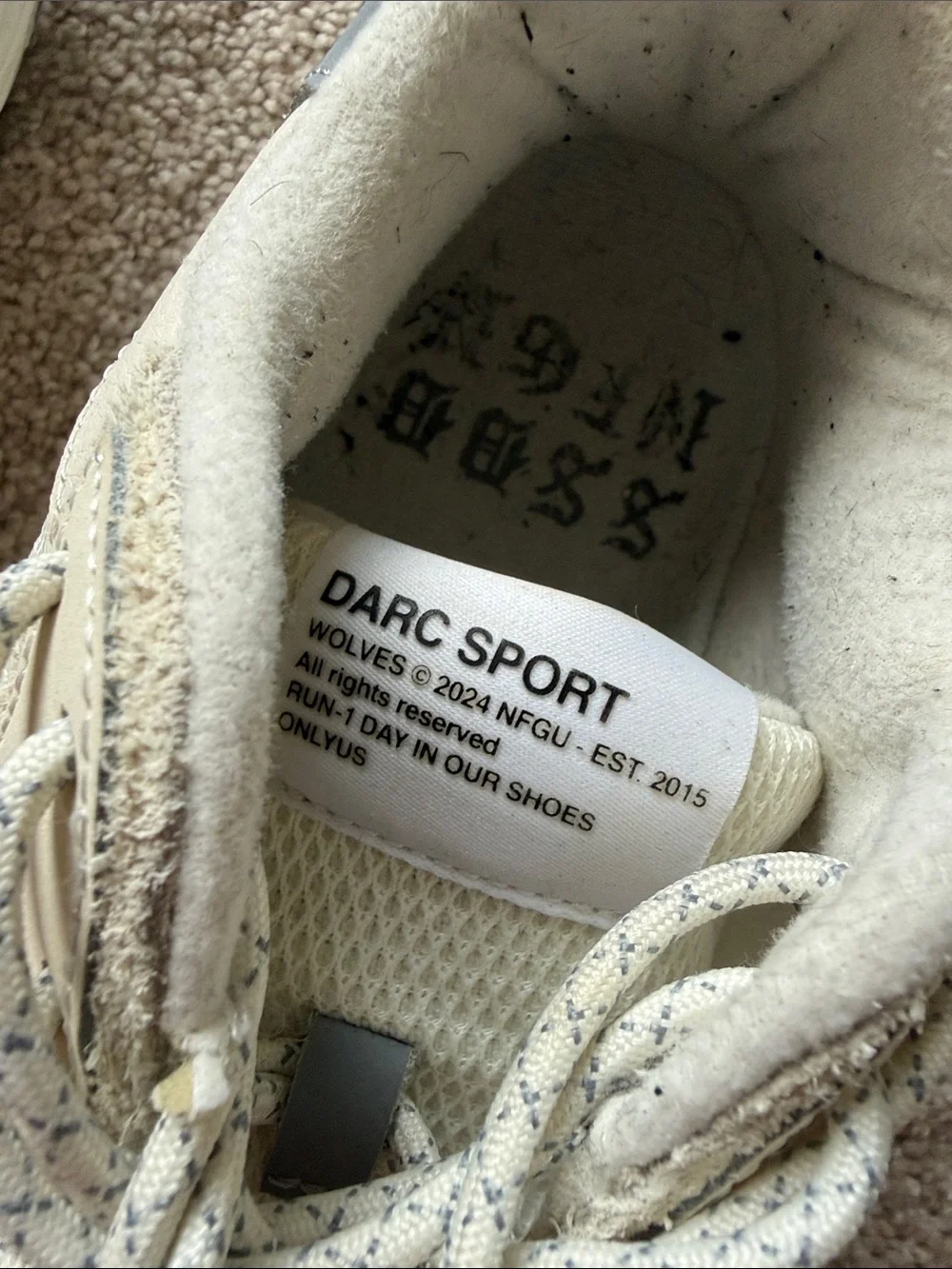 Darc Sport Run 1 Cream Grey Suede Unisex Gym Athletic Shoes