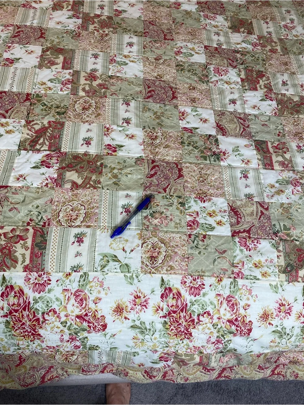 Vintage patchwork style comforter w/ sham floral Queen