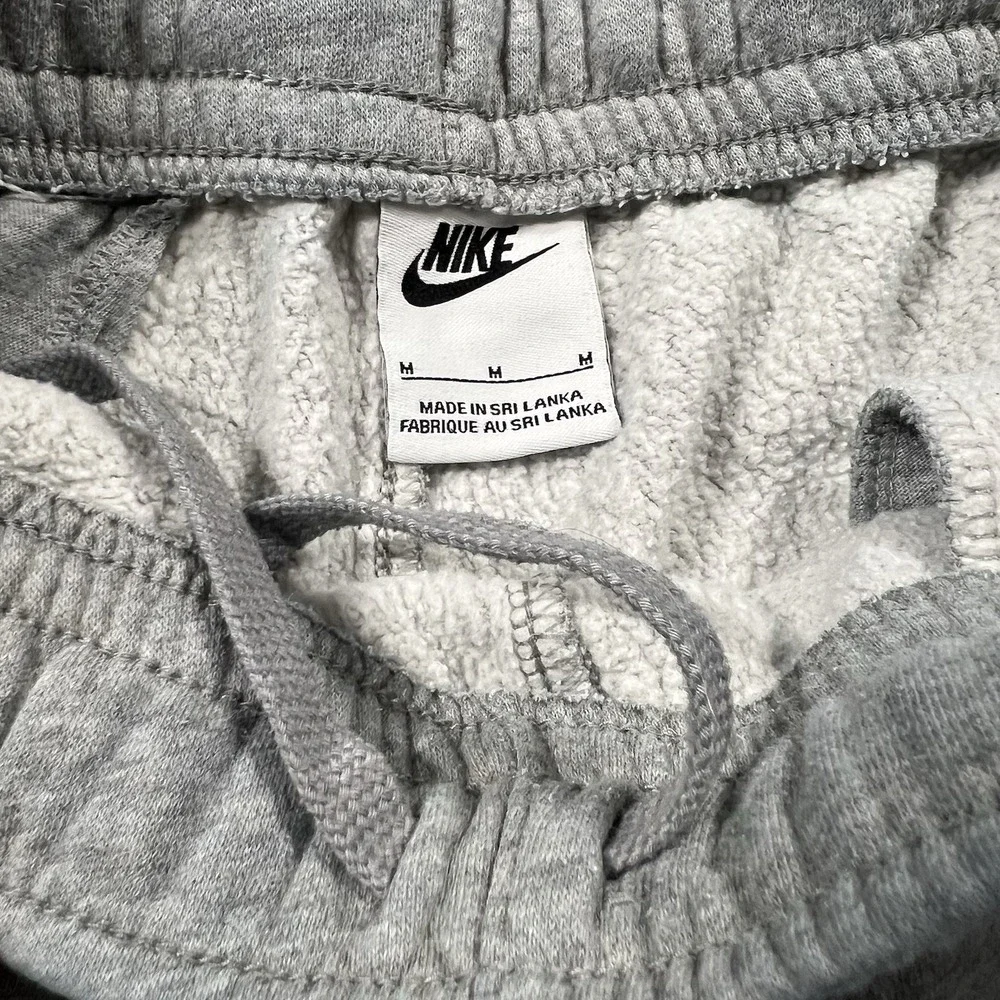 Nike these sweatpants