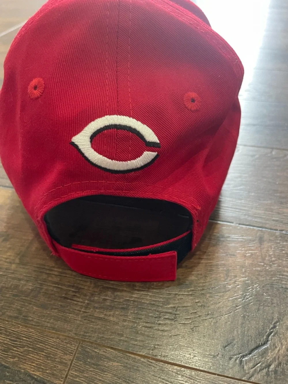 New Era Red 9FORTY Cincinnati Reds Baseball Youth Cap Fits Women