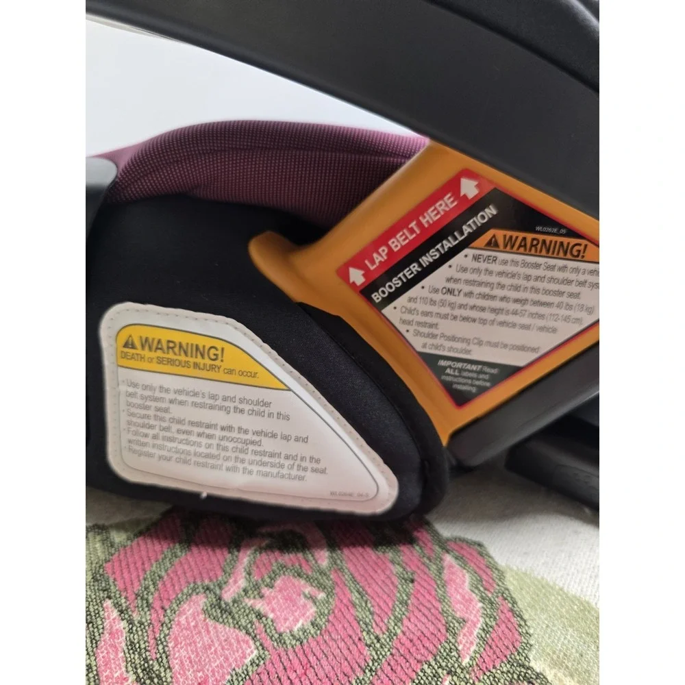 New Chicco GoFit Plus Backless Booster Car Seat In Burgundy Up‎ To 40 lbs