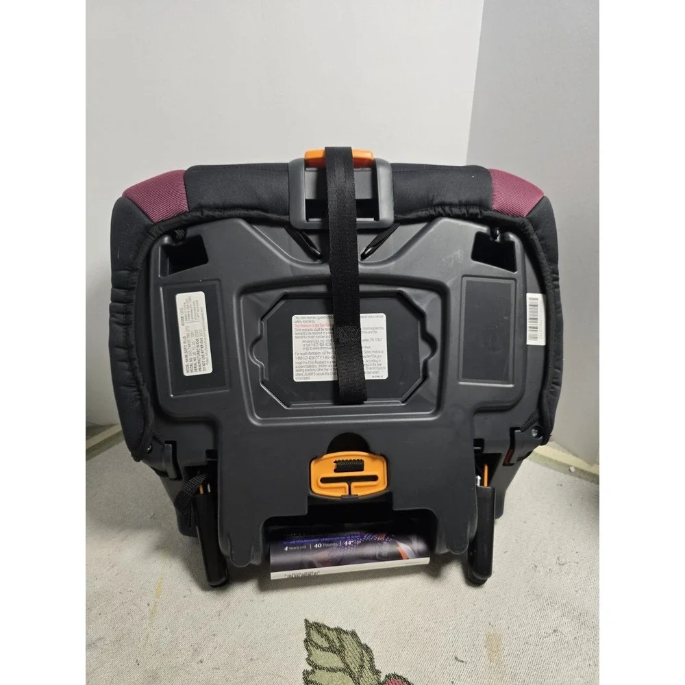 New Chicco GoFit Plus Backless Booster Car Seat In Burgundy Up‎ To 40 lbs