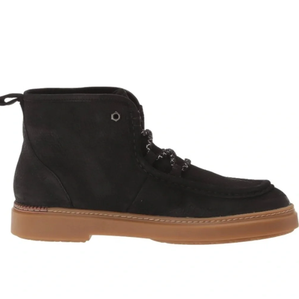 Cole Haan sole material