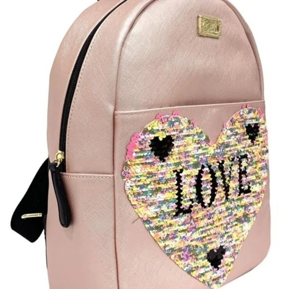 Betsey Johnson betsey johnson