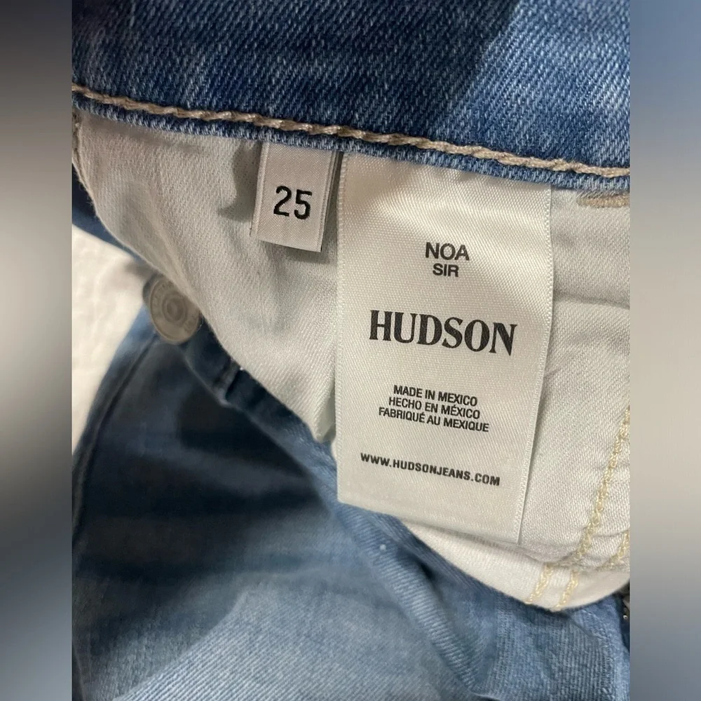 NWT Hudson NOA High Rise Straight Crop Size 25