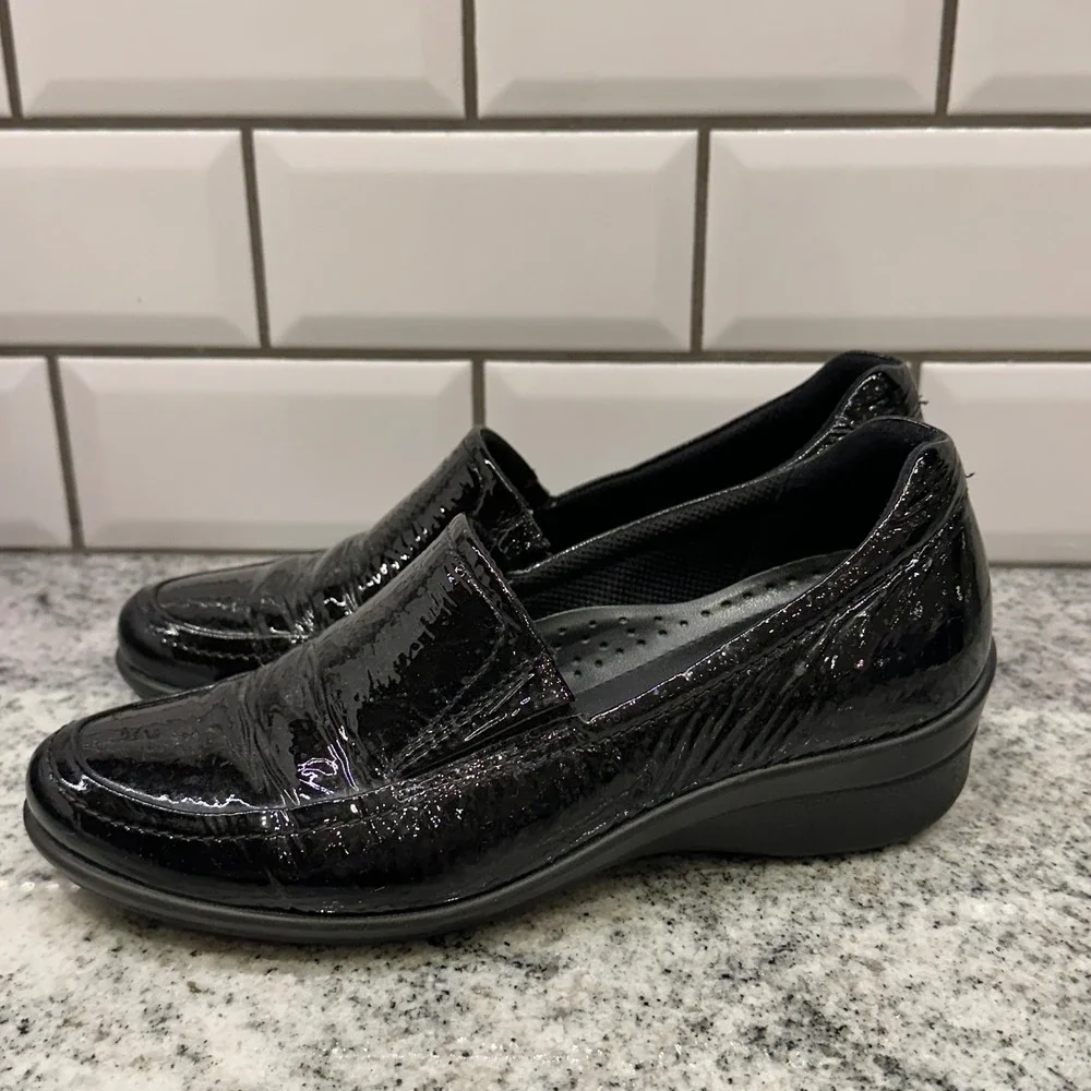 Ecco slip loafers
