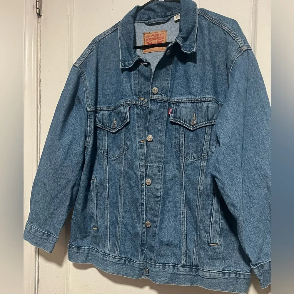 Levis casual denim