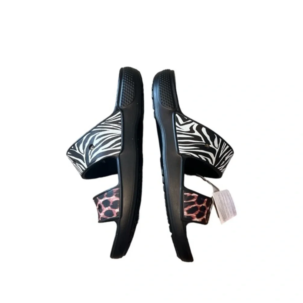Crocs Classic Crocs Animal Remix Sandals Unisex Black Multi‎ Slides M 12 NEW
