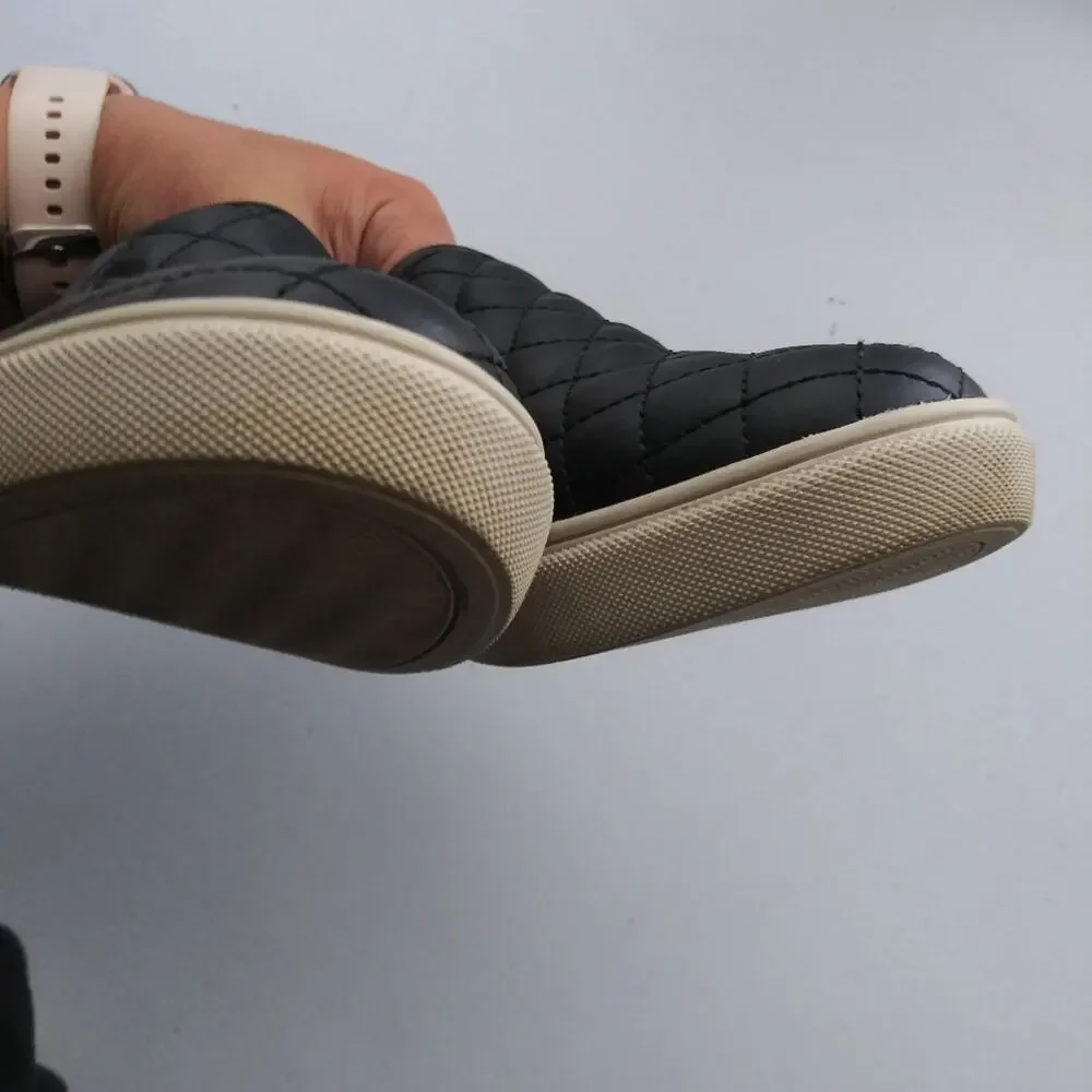 Steve Madden Black ECENTRCQ Quilted Slip On Sneakers Size 7.5